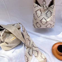 Load image into Gallery viewer, Café Bag