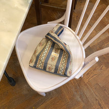 Cargar imagen en el visor de la galería, Celeste Bag bolso terciopelo reversible Solet