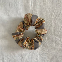 Load image into Gallery viewer, Celeste Scrunchie