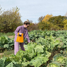 Cargar imagen en el visor de la galería, lifestyle sol de otoño bag