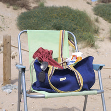 Load image into Gallery viewer, Bolso de playa reversible hecho en España
